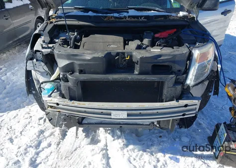 2013 Ford Explorer z USA, uszkodzony, nr VIN 1FM5K7B85DGA32530